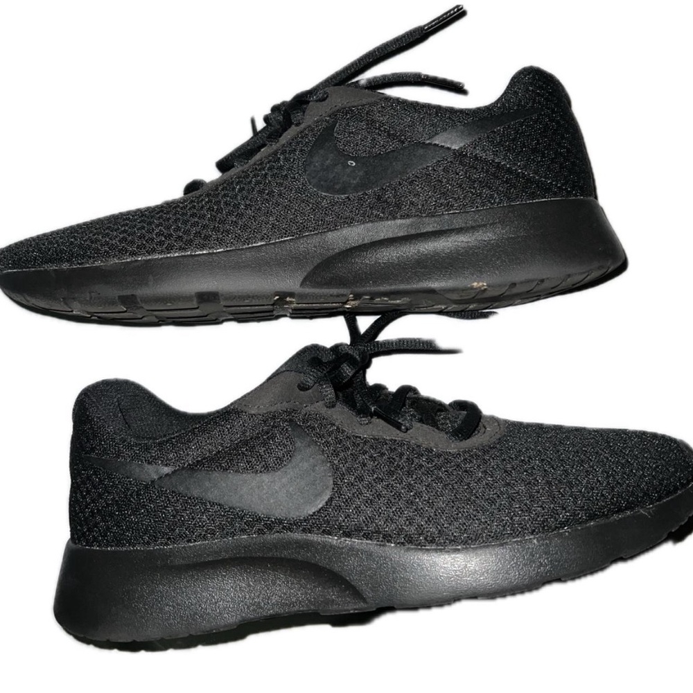 Nike Black Tanjun Sneakers